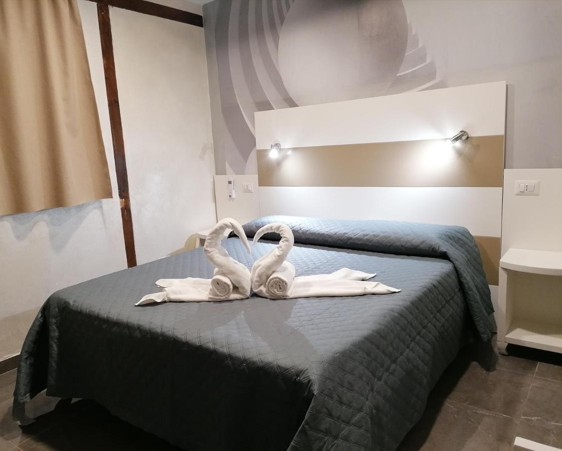 Afrodite Accomodation Тропеа Екстер'єр фото