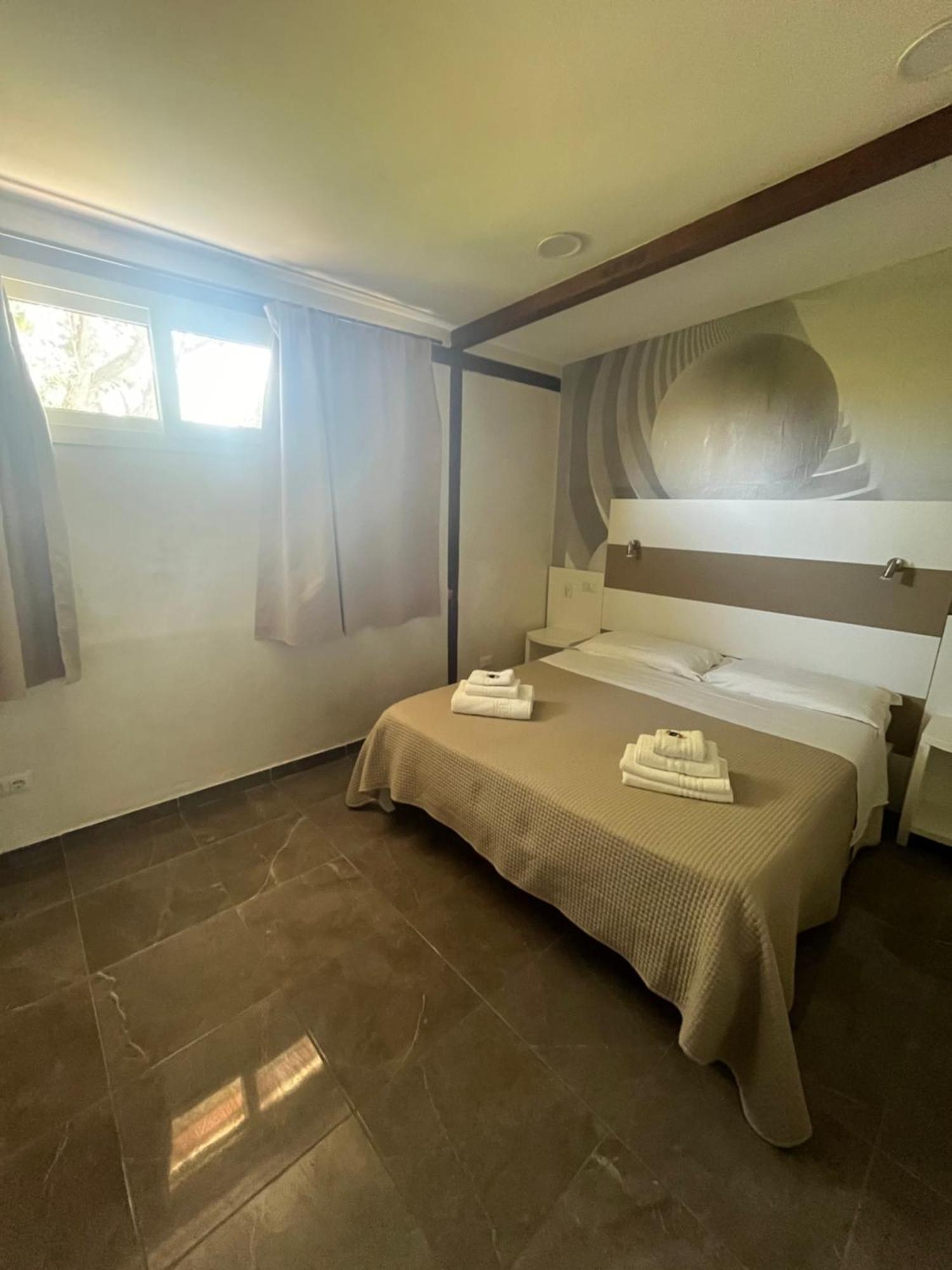 Afrodite Accomodation Тропеа Екстер'єр фото